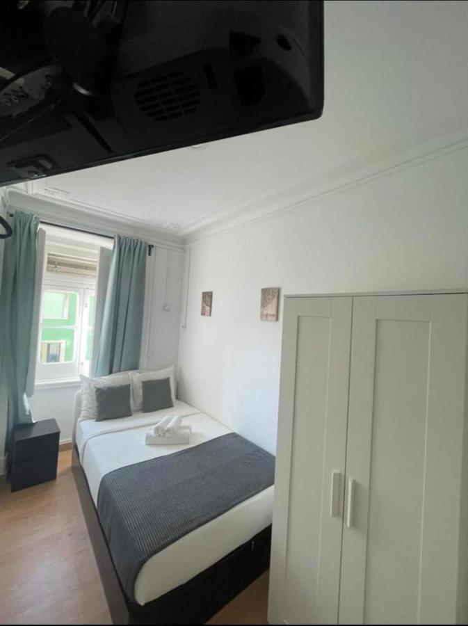 Apartamento Bernardim Ribeiro 3 Andar Bed & Breakfast Lisbon